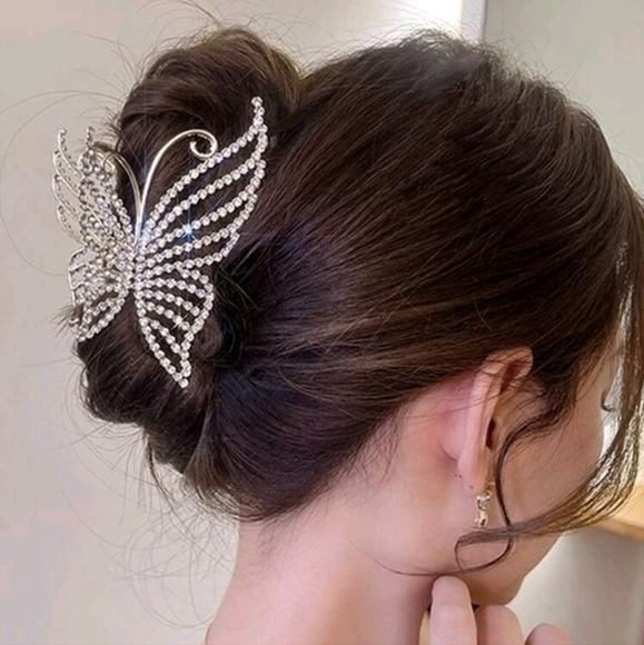Queen2KeepUp Boutique Accessories - Butterfly Gold Coated Rhinestone Hair Claw